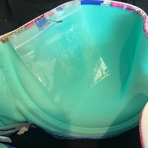 Shade and Shore Blue Floral Strapless Bikini Top with Molded Cups Size 36D - Picture 7 of 8